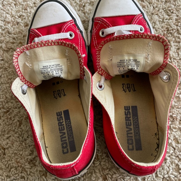 Red Converse Shoes: 4(m) 6(w) - Picture 9 of 9